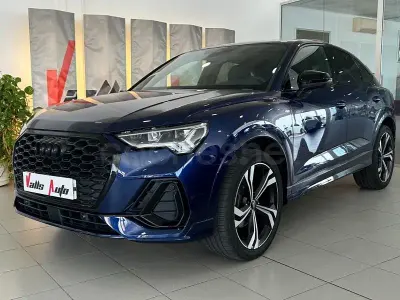 Usado Audi Q3 Sportback 150 CV (110 kW) 2024 Azul SUV