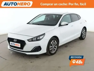Usado Hyundai i30 120 CV (88 kW) 2020 Blanco Utilitario