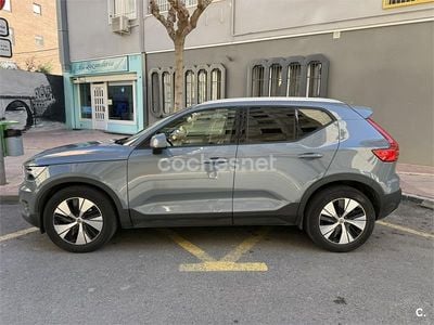 Usado Volvo XC40 Momentum 150 CV (110 kW) 2020 Gris / plata SUV