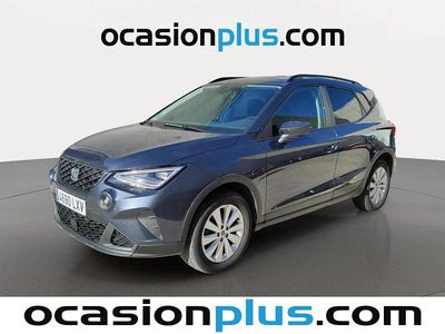 Usado Seat Arona Style Plus 110 CV (80 kW) 2022 Gris SUV