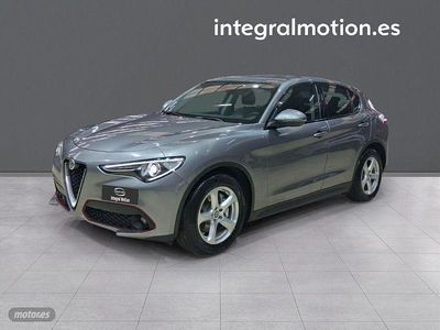 Usado Alfa Romeo Stelvio Super 179 CV (131 kW) 2017 Gris SUV