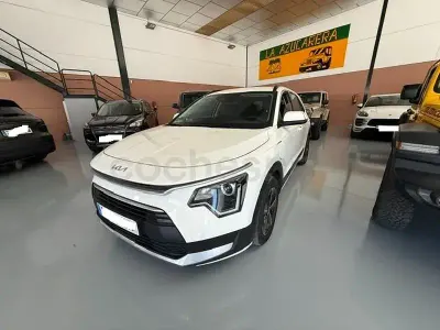 Usado Kia Niro 183 CV (134 kW) 2023 Blanco SUV