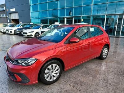 Usado VW Polo Life 95 CV (69 kW) 2022 Granate Utilitario