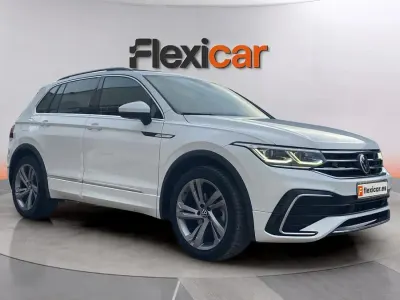 Usado VW Tiguan R-line 150 CV (110 kW) 2022 Blanco SUV