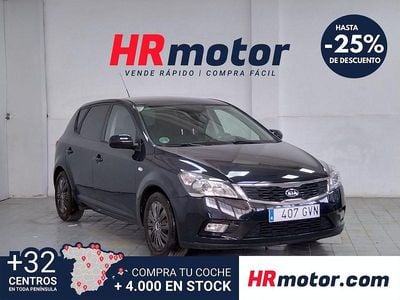 Usado Kia Ceed 91 CV (66 kW) 2010 Negro Utilitario