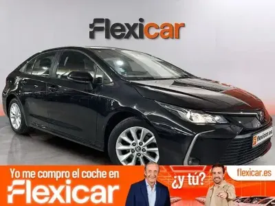 Usado Toyota Corolla 125 CV (91 kW) 2023 Negro Berlina