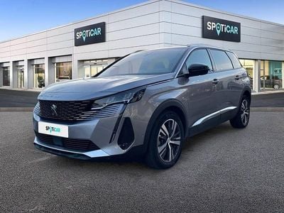 Usado Peugeot 5008 Allure 130 CV (95 kW) 2022 Gris SUV