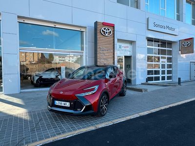 Käytetty Toyota C-HR Edition 223 HP (164 kW) 2024 Punainen Katumaasturi