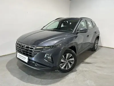 Usado Hyundai Tucson 115 CV (84 kW) 2022 Gris / plata SUV