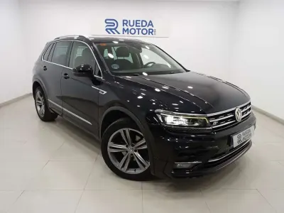 Käytetty VW Tiguan Sportline 150 HP (110 kW) 2019 Musta Katumaasturi