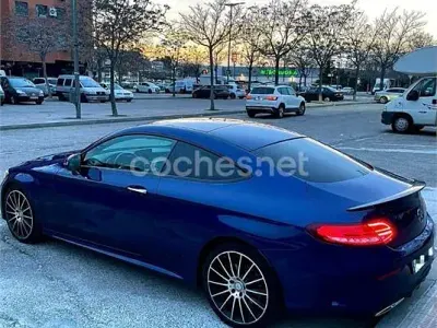 Usado Mercedes C250 AMG line 204 CV (150 kW) 2016 Azul Coupe