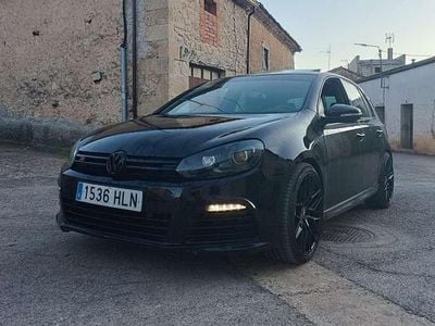 Usado VW Golf VI R 271 CV (199 kW) 2011 Negro Utilitario