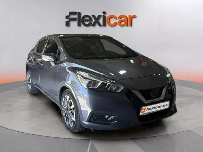 Usado Nissan Micra Acenta 101 CV (74 kW) 2020 Gris Utilitario