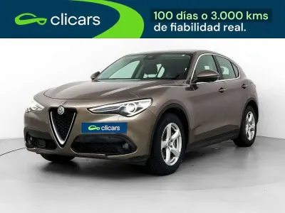Usado Alfa Romeo Stelvio Super 179 CV (131 kW) 2017 Marrón SUV