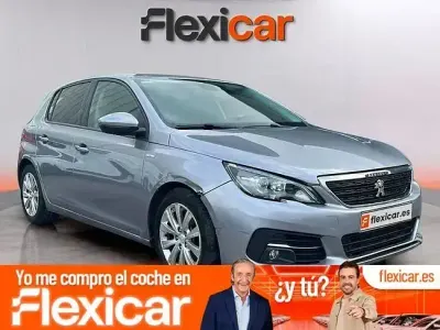 Usado Peugeot 308 Active 130 CV (95 kW) 2020 Gris Berlina