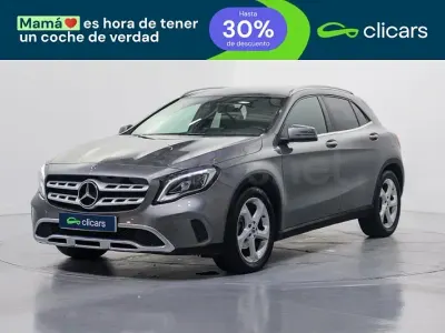 Käytetty Mercedes GLA220 177 HP (130 kW) 2019 Harmaa Katumaasturi