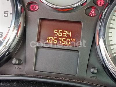 Usado Peugeot 207 70 CV (51 kW) 2008 Gris / plata Berlina