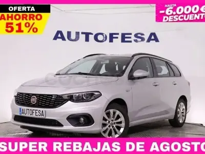 Usado Fiat Tipo Lounge 120 CV (88 kW) 2018 Gris / plata Familiar