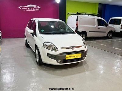 Blanco Usado 2010 Fiat Punto Feel Utilitario | 7500 €