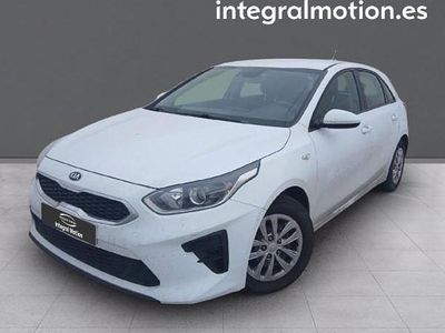 Usado Kia Ceed 119 CV (87 kW) 2020 Blanco Utilitario