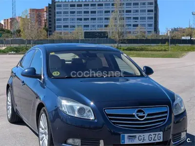 Usado Opel Insignia Cosmo 160 CV (117 kW) 2010 Azul Berlina