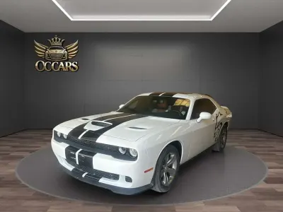 Usado Dodge Challenger SXT 309 CV (227 kW) 2021 Blanco Coupe