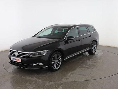 Usado VW Passat Sport 150 CV (110 kW) 2015 Negro Familiar