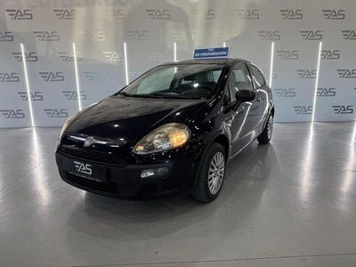 Negro Usado 2010 Fiat Punto Active Utilitario | 7900 €