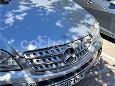 Usado Mercedes ML320 224 CV (164 kW) 2005 Gris / plata SUV