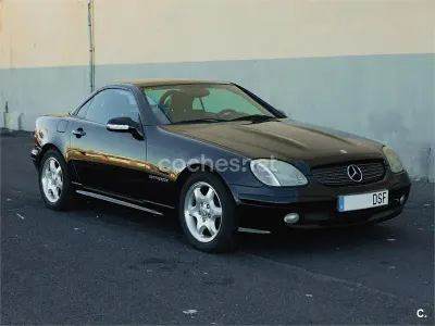 Usado Mercedes SLK230 197 CV (144 kW) 2001 Negro Descapotable