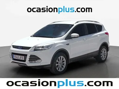 Usado Ford Kuga Titanium 150 CV (110 kW) 2015 Blanco SUV