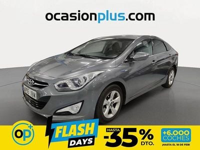 Usado Hyundai i40 116 CV (85 kW) 2014 Gris plata Berlina
