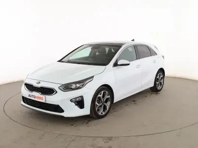 Usado Kia Ceed Launch Edition 120 CV (88 kW) 2018 Blanco Utilitario