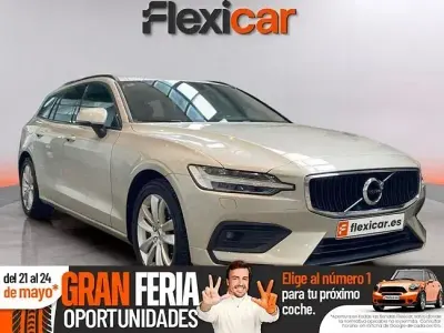 Usado Volvo V60 150 CV (110 kW) 2019 Gris Familiar