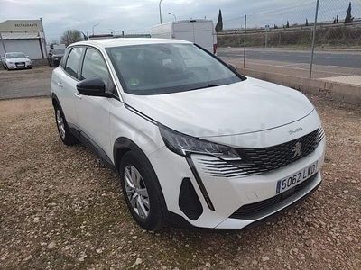 Usado Peugeot 3008 Active 130 CV (95 kW) 2022 Blanco SUV