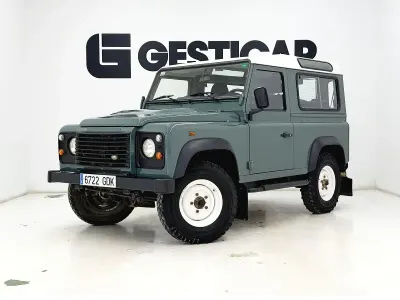 Usado Land Rover Defender 122 CV (89 kW) 2008 Familiar