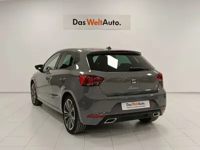 Usado Seat Ibiza FR 150 CV (110 kW) 2024 Gris Utilitario