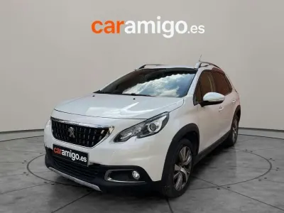 Usado Peugeot 2008 Allure 110 CV (80 kW) 2017 Blanco SUV