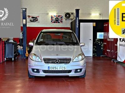 Gris / plata Usado 2006 Mercedes A180 Avantgarde Monovolumen | 3500 € (Precio justo)