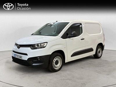 Usado Toyota Proace City City 102 CV (75 kW) 2024 Blanco Monovolumen