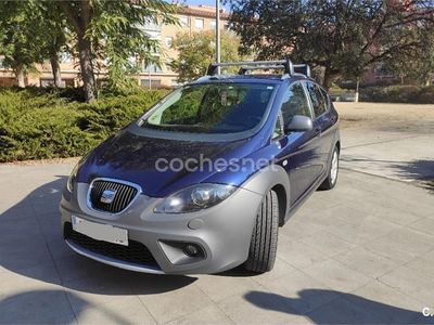 Usado Seat Altea 140 CV (102 kW) 2011 Azul Monovolumen