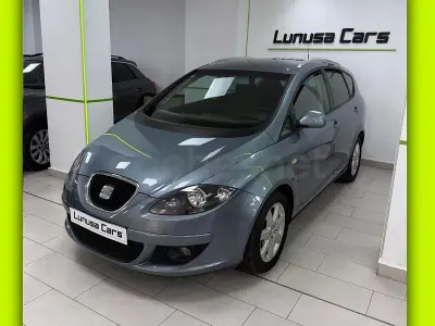 Usado Seat Altea XL Stylance 140 CV (102 kW) 2007 Azul Monovolumen