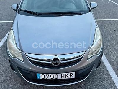 Gris / plata Usado 2012 Opel Corsa Selective Berlina | 4850 € (Buen precio)