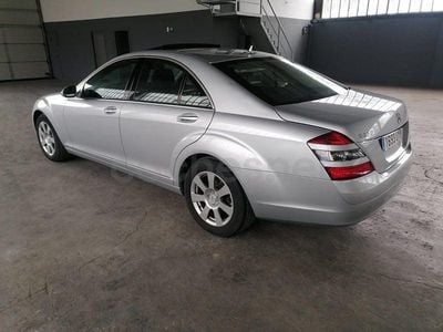 Usado Mercedes S320 204 CV (150 kW) 2006 Gris / plata Berlina