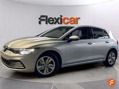 Begagnad VW Golf VIII 115 HK (84 kW) 2022 Grå