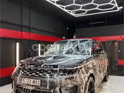 Usado Land Rover Range Rover Sport SVR 575 CV (422 kW) 2019 Gris / plata SUV