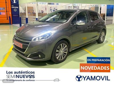 Gris / plata Usado 2019 Peugeot 208 Signature Sky Utilitario | 8950 € (Buen precio)