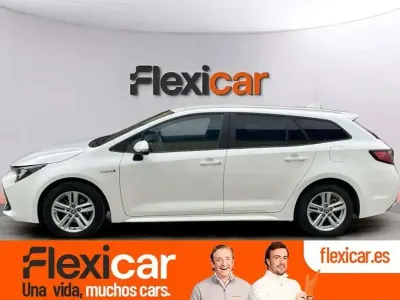 Usado Toyota Corolla Active 122 CV (89 kW) 2020 Blanco Berlina