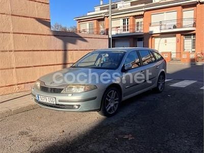 Usado Renault Laguna GrandTour Privilege 120 CV (88 kW) 2005 Gris / plata Familiar