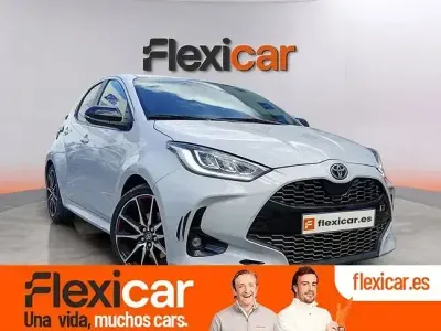 Używany Toyota Yaris Hybrid Sport 116 KM (85 kW) 2023 Biały